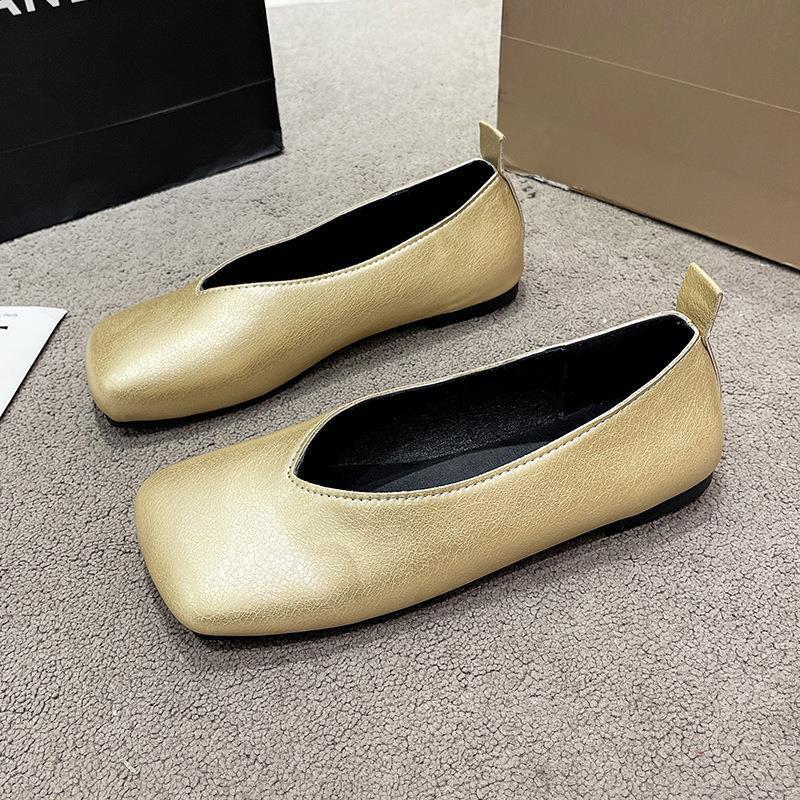 Square-Toe Shallow-Mouthed Single Shoes for Women, 2026 New Model, Soft Leather, Flat Sole, Niche Designer Style, Fashionable Women's Shoes, Stylish and Unique, Black