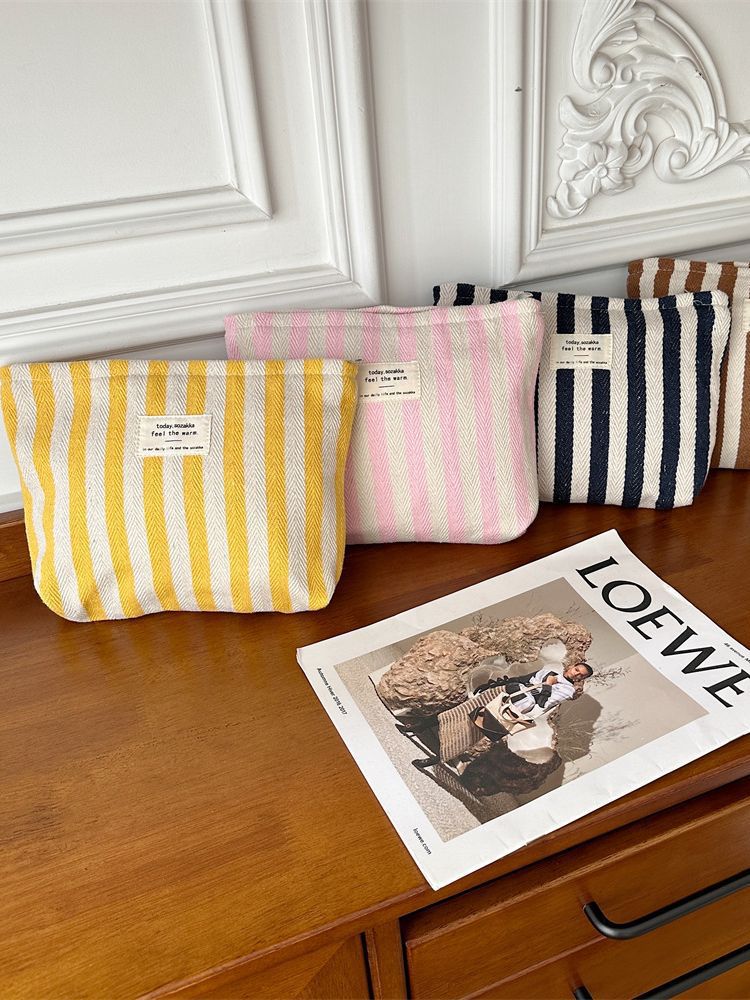 39211 Bolsa de cosméticos a rayas frescas bolsa de almacenamiento bolsa de lavado de mujer bolsa de cosméticos de mano simple portátil de gran capacidad