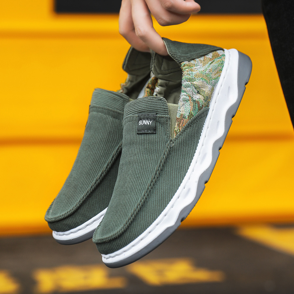 Cross-Border New Model 2026 Spring Canvas Men's Shoes Corduroy Slip-On Loafers Fashionable Soft-Soled Cloth Shoes