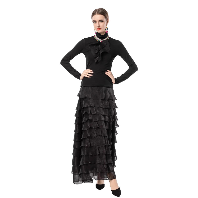Retro Dark High-Neck Black Long Dress with Layered Ruffled Skirt, Showing Off the Cold and Noble Goddess-Like Elegant
