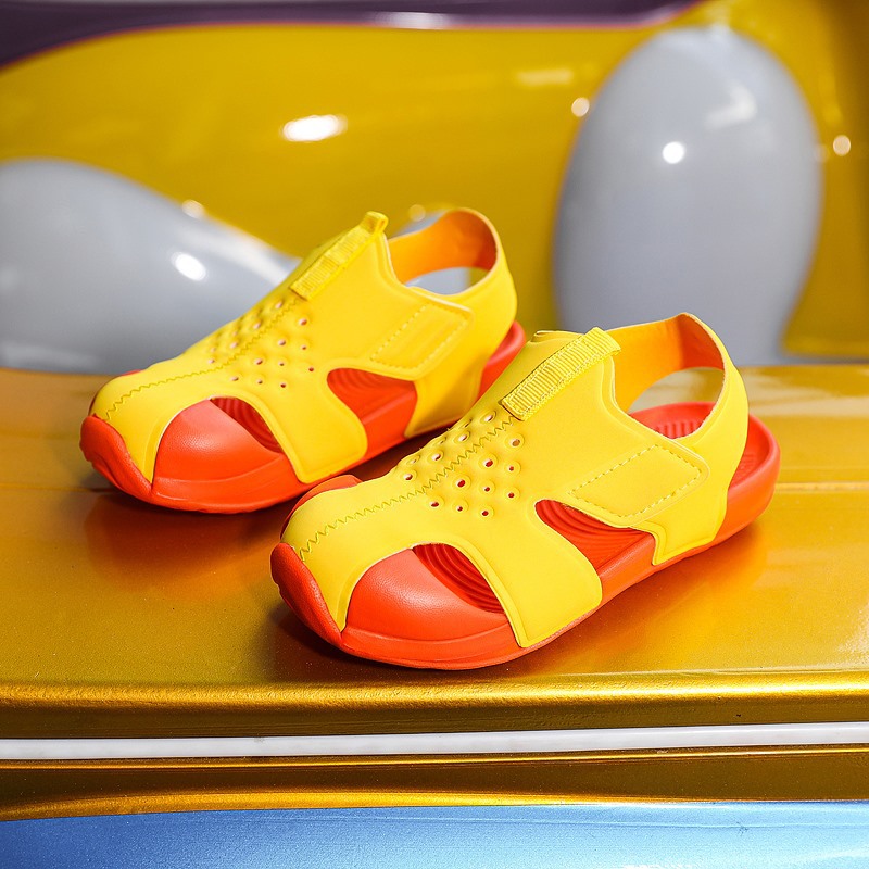 (Cross-border trading), (Wholesale), fashionable sandals, children's children's bag for boys, beach beach footwear, slippers, closed toe 4