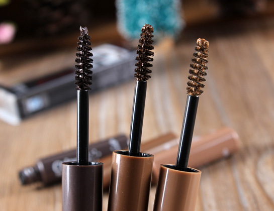 NOVO Emaili Natural Three-dimensional Eyebrow Dye is waterproof, long-lasting, does not fade or smudge, and has a natural dark brown color undefined