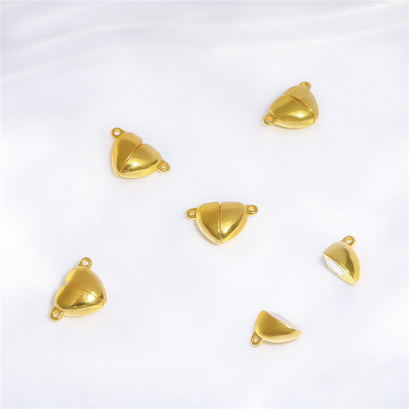 1 Set 16 Hole Under 1mm Metal Heart Shape Pendant display picture 3