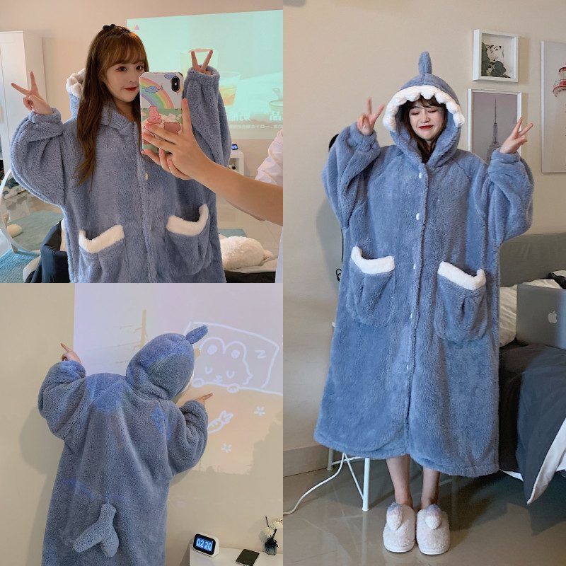 睡衣女冬季抖音热销款法兰绒可爱卡通灰蓝鲨鱼长毛绒家居服套装微