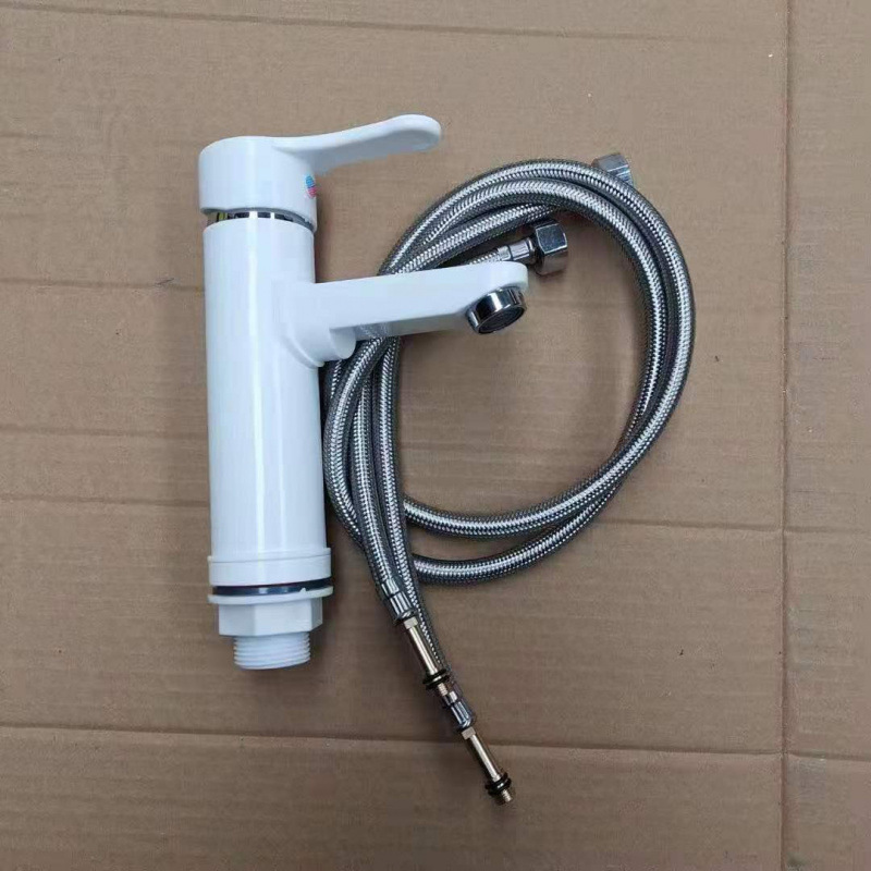 蛇口の冷水とお湯の二重用スイッチの洗面器の蛇口の洗面器の洗面器の洗面器の台所の野菜の蛇口|undefined