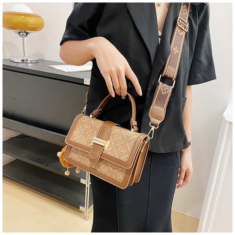 Borsa a tracolla piccola quadrata donna design classico niche_voghion.com