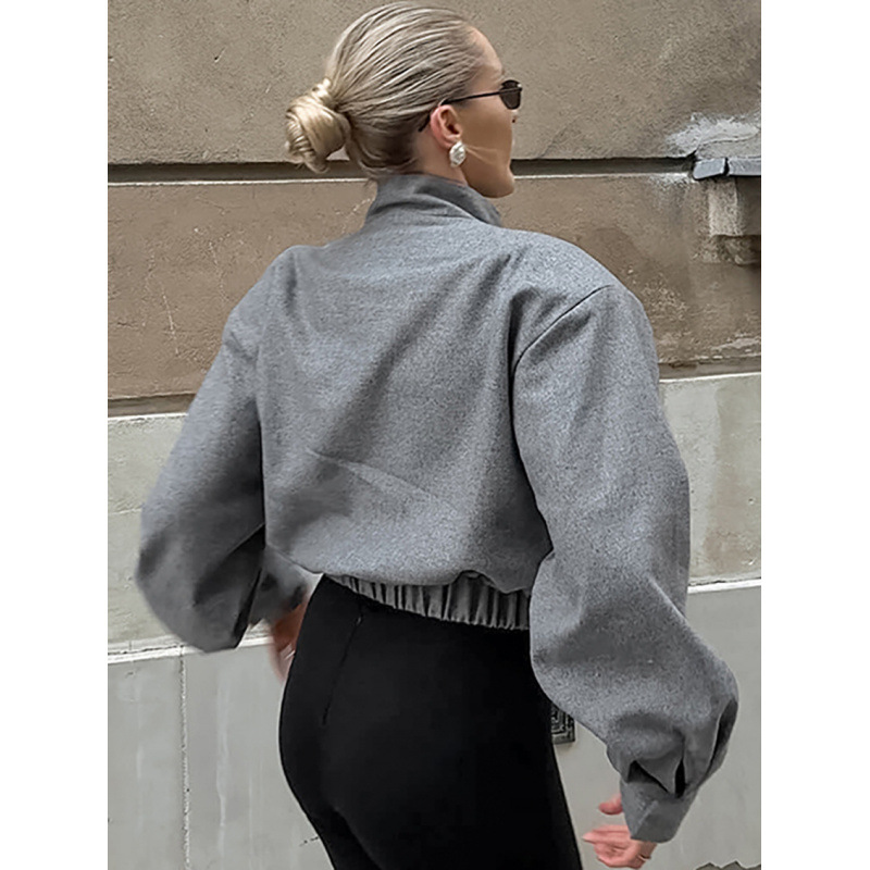 This Stylish Grey Short Coat With A Small Stand-Up Collar Made Of Distinctive Woolen Fabric Is A Versatile And Unique Ch_ecoleips.com