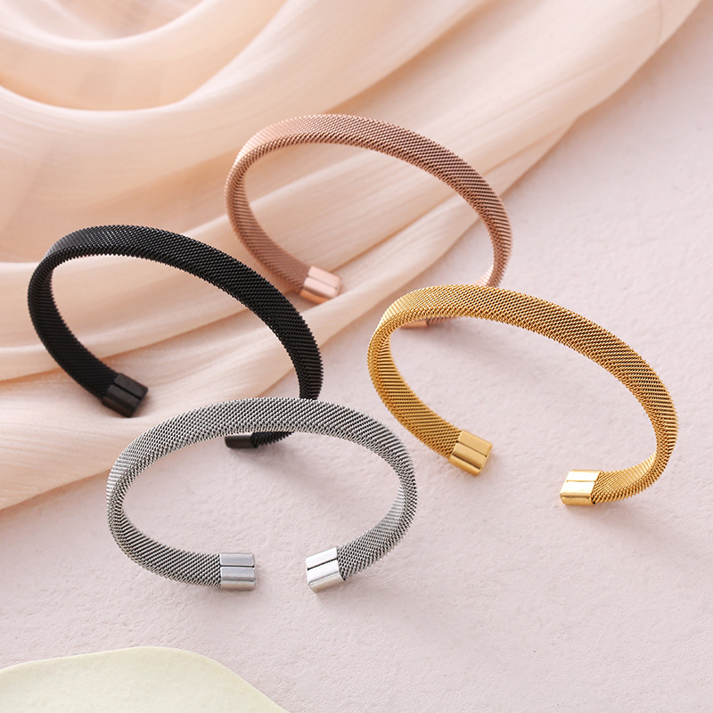 1 Piece Quantity C Shape Solid Color Stainless Steel INS Style Simple Style Cuff Bracelets