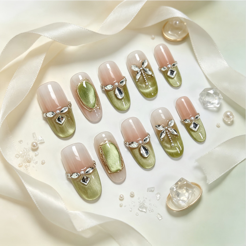 French-style emerald green cat-eye nail art, versatile and flattering, with dazzling rhinestones and gradient effect, purely handmade, wearable nails, high-end and light luxury French-style emerald green cat-eye nail art, versatile and flattering, with dazzling rhinestones and gradient effect, purely handmade, wearable nails, high-end and light luxury