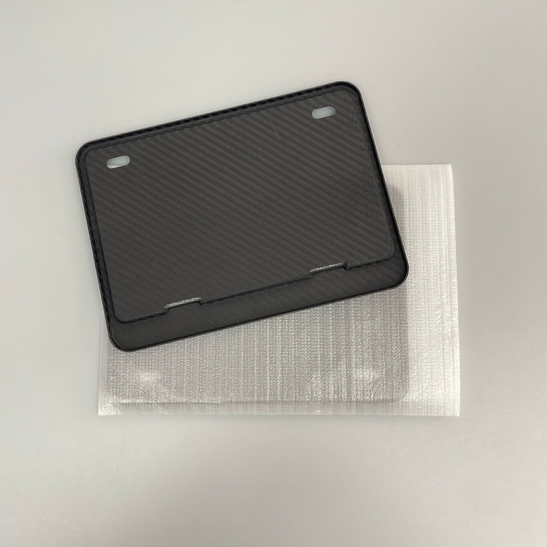 Carbon Fiber Yellow Motorcycle License Plate Frame, Compliant with National Standards, Does Not Block the Number, Motorcycle Modification License Plate Holder, Can Be Printed with Logo