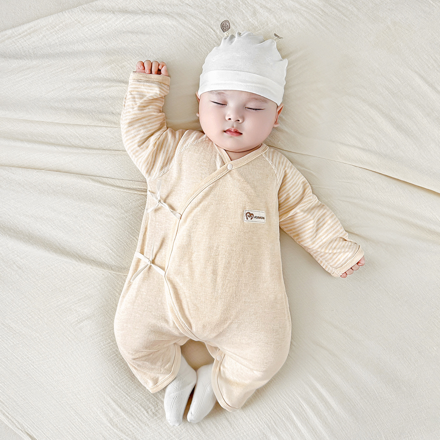 Ropa de bebés recién nacidos primavera y otoño 0 algodón puro marzo delgado ropa de mariposa para niños pequeños ropa de otoño bata bata