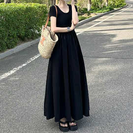 黑色短袖连衣裙子女夏季2024春秋新款法式茶歇收腰显瘦小黑裙长裙