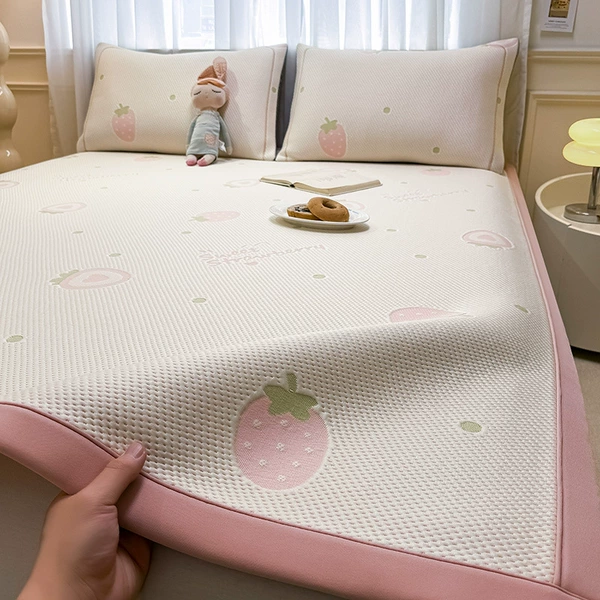 Bed mat model-Strawberry Shortcake-Light pink