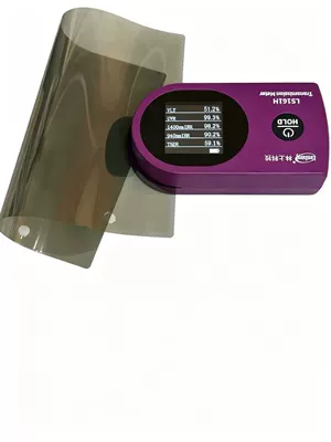 Ultra-high-definition, 95% heat-insulating Automotive Film - black-uhd-ut5095