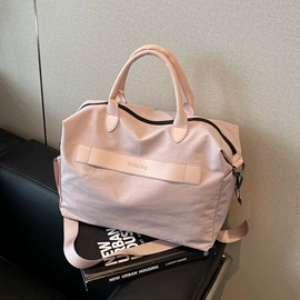 男士斜挎包;男士胸包;旅行包袋