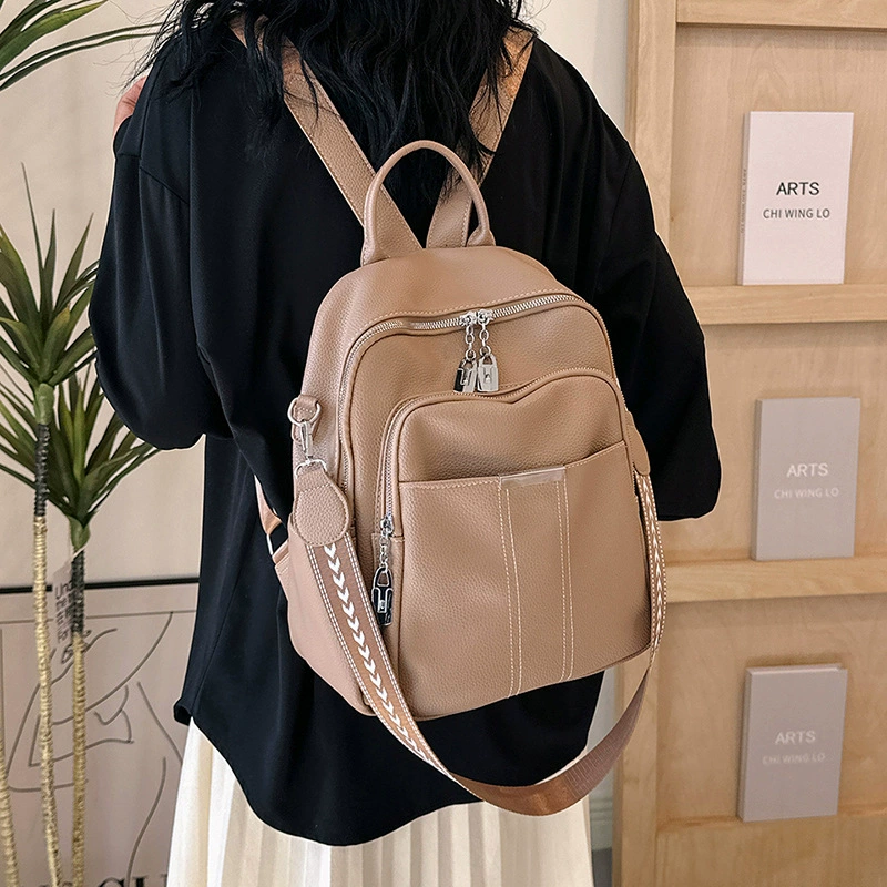 Capacious backpack for leisure, universal travel bag, western style