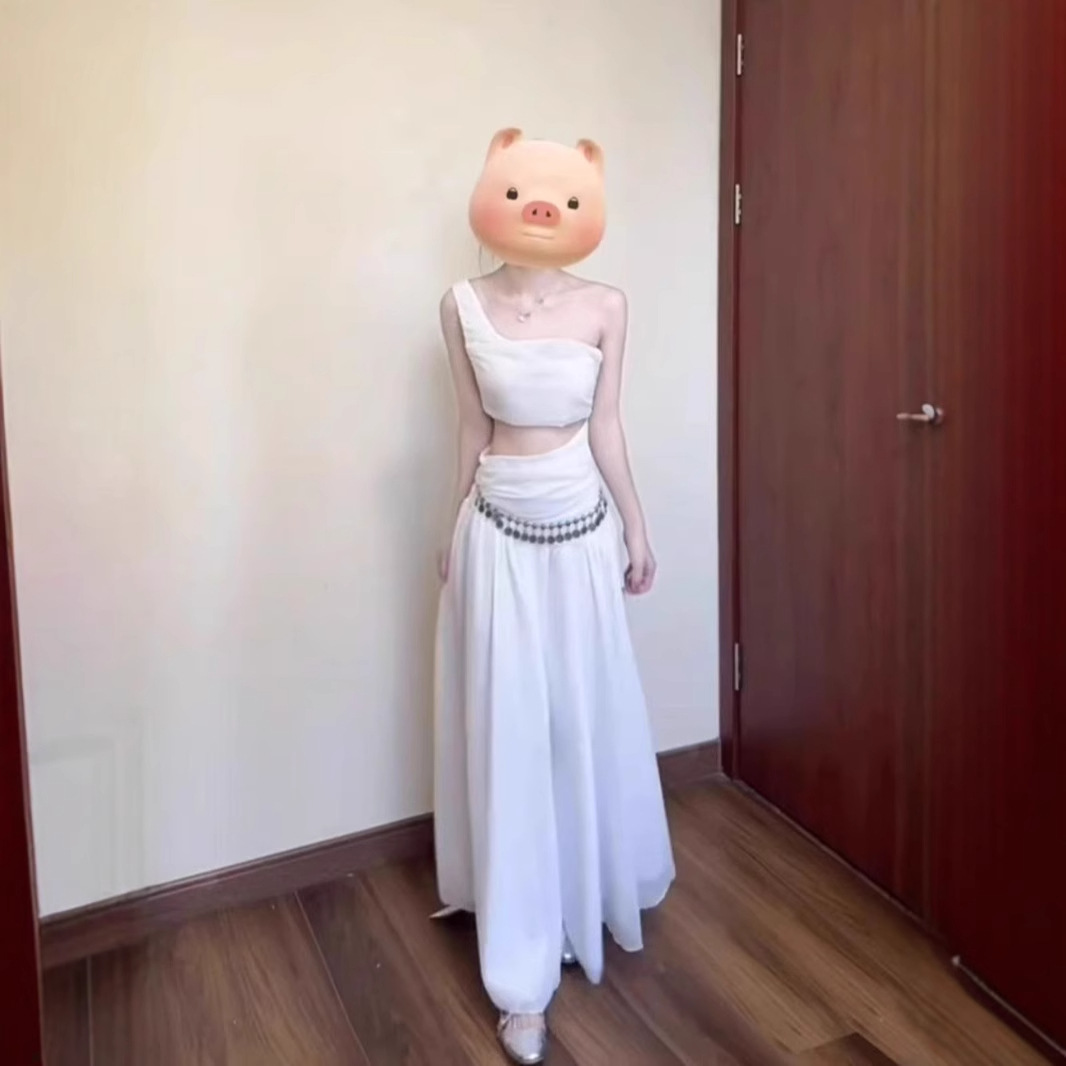 하얀색
