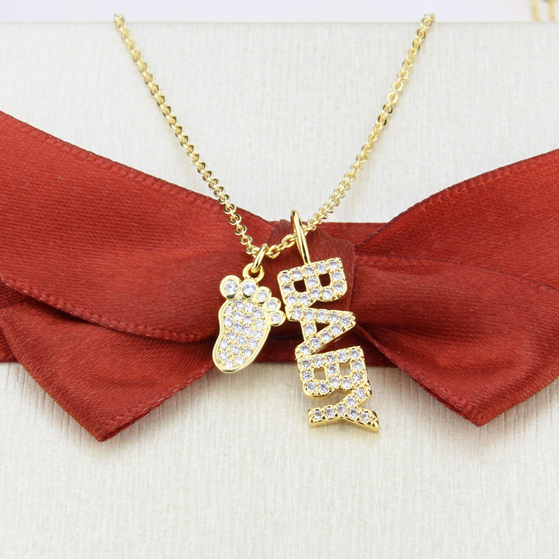 inlaid zirconium BABY MAMA cat claw pendant necklace