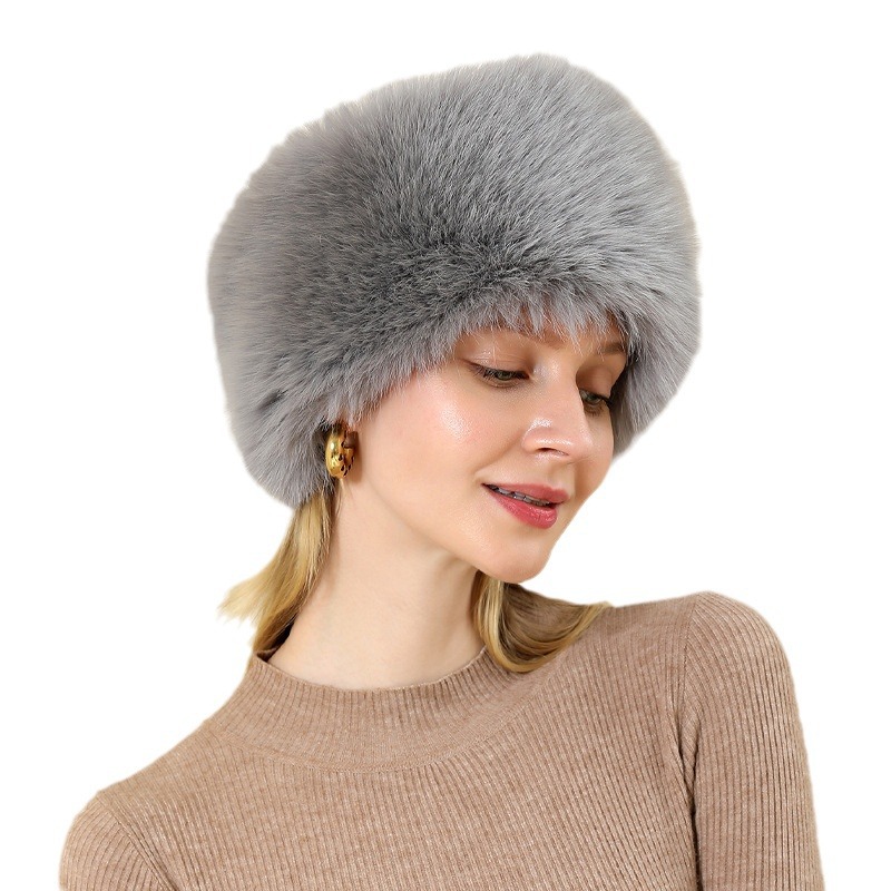 Women's Fashionable Hat - Lifestyle