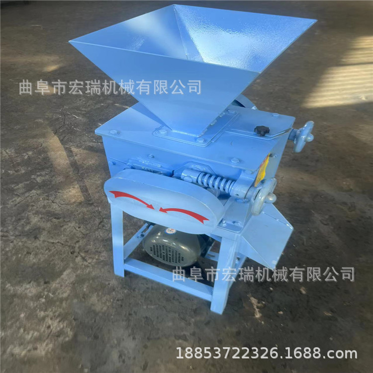 花生碎花生米打碎机 酿酒用玉米高粱破碎机 豆子压扁机