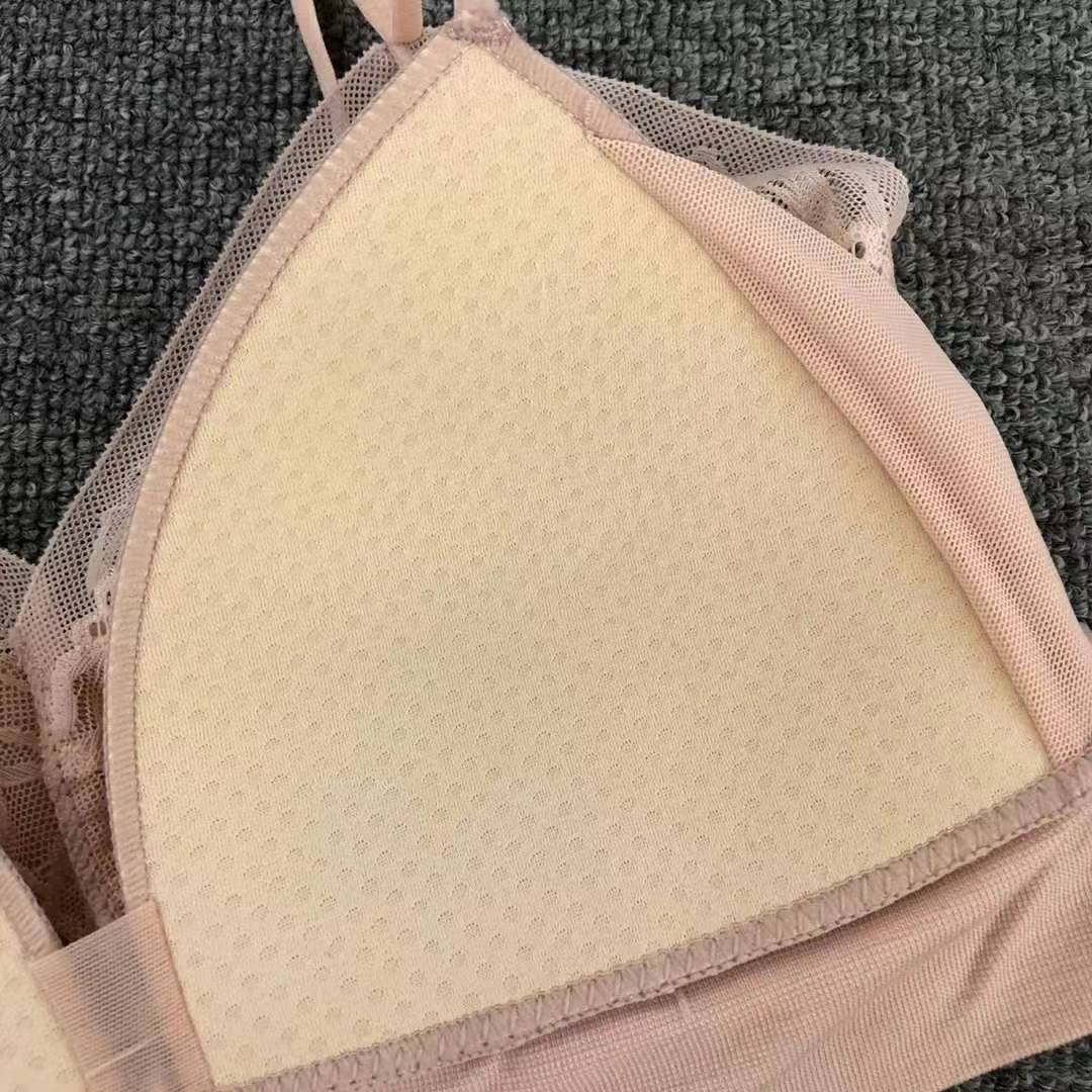 Nueva copa fija de encaje, chaleco de alta calidad, bra de yoga sin anillo de acero, ropa interior deportiva, mujer al por mayor