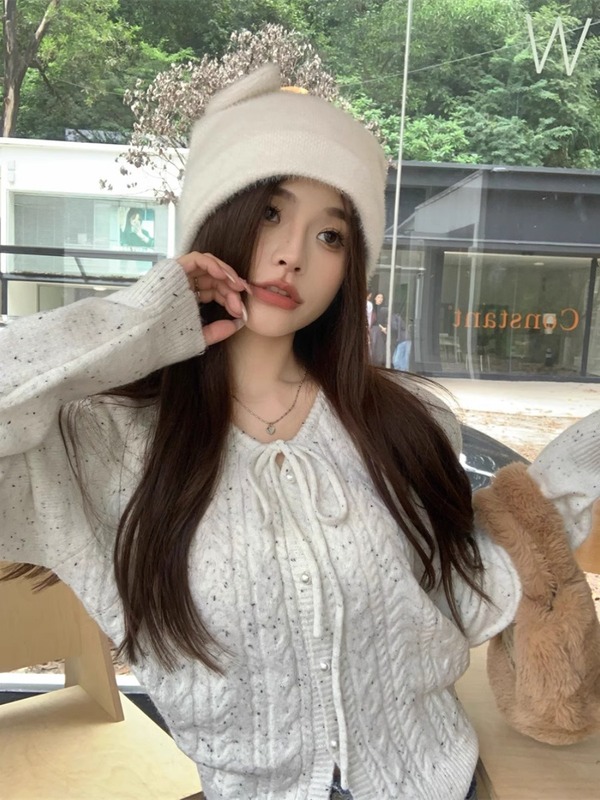 温柔风系带珍珠扣针织毛衣开衫女早春秋季2025新款设计感麻花上衣|undefined