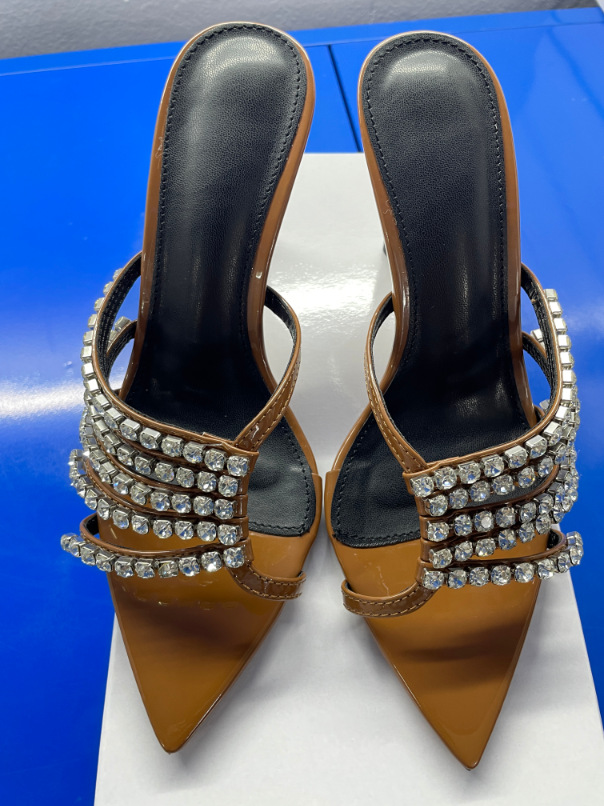 9515C6DC4D7762B9C97DD8AFBC8E03