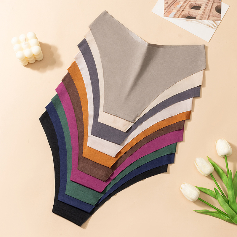 Hot sale ice silk seamless underwear women's fashion V-cut briefs pearlescent breathable fabric women's plus size pants HOT