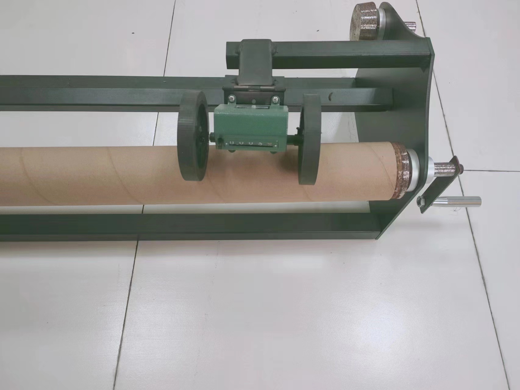 太阳膜卷机切膜机太阳膜建筑膜切割机车膜分卷分切机切割机