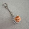 Single key - pineapple bun