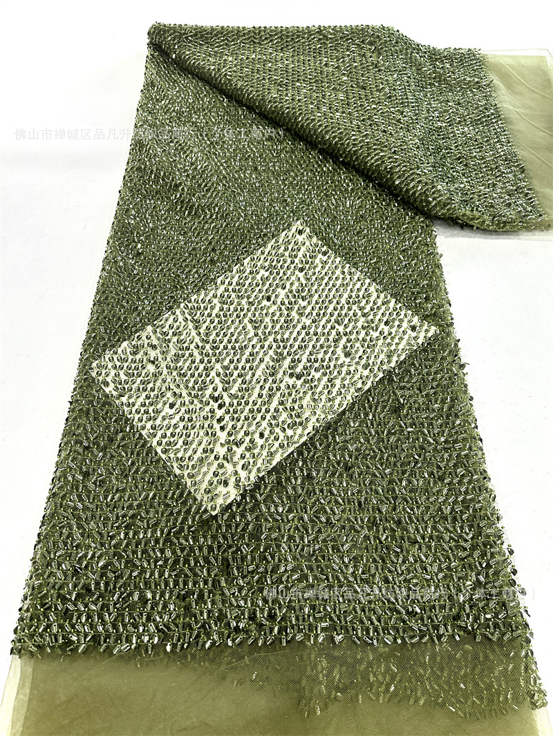 Fábrica de stock de bordado de sequinilla medio rollo de cebolla dorada multicolor ropa de brindis de alta fijación tela de vestido de cena