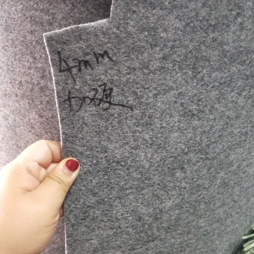 广东东莞4mm加硬毛毡花灰色阻燃防火防水地毯毛毡羊毛毡PET