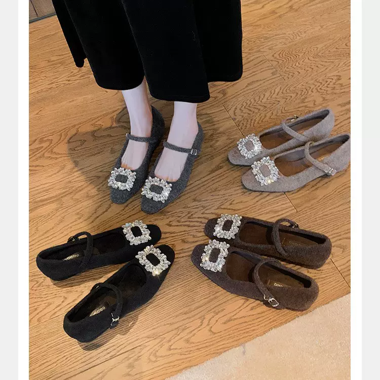 葡萄妈同款现货~ 钻扣小方头绒里一字带保暖毛呢粗跟玛丽珍单鞋女