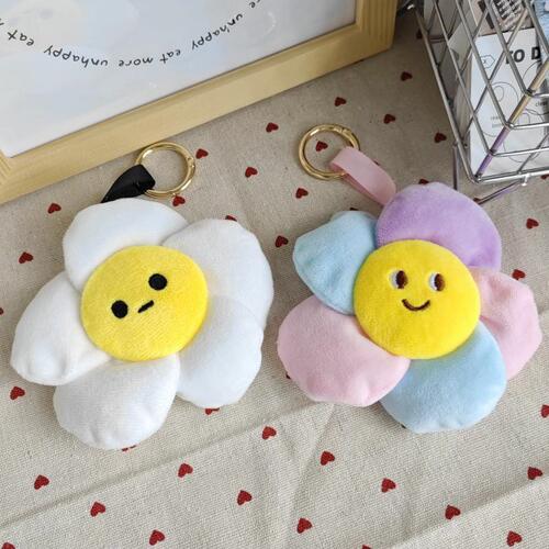 Personalized cartoon plush smiling sunflower doll pendant children's May Day gift school bag keychain doll pendant