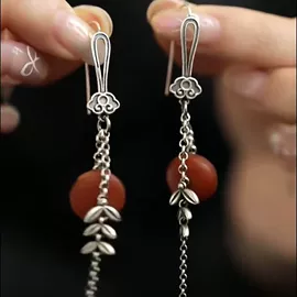 戒指;手链;耳环