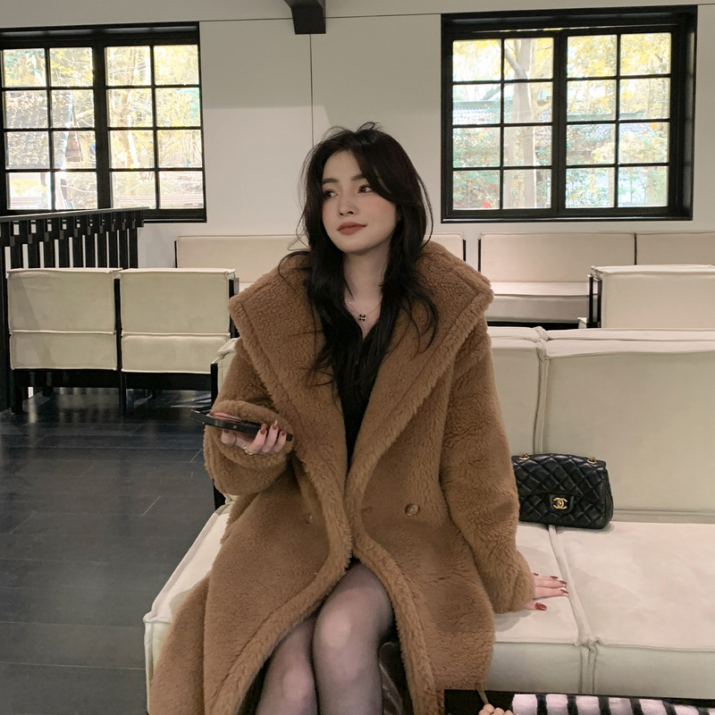 M's 2025 Autumn and Winter New Teddy Bear Coat Mid-Length Alpaca Fur Coat for Women M's 2025 Autumn and Winter New Teddy Bear Coat Mid-Length Alpaca Fur Coat for Women