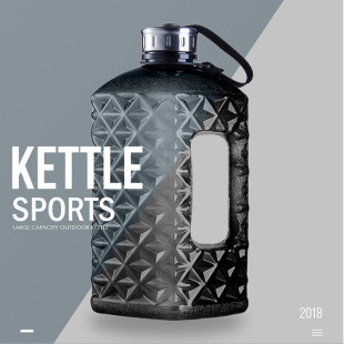 �ļ���y�������������ˮͰ����̖���\��ˮ��2.2L����PETGˮ��