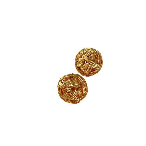 Genuine Shell Flat Bead Necklace Set with 18K Gold Plated Wire-wound Earrings - A Luxurious and Elegant Accessory