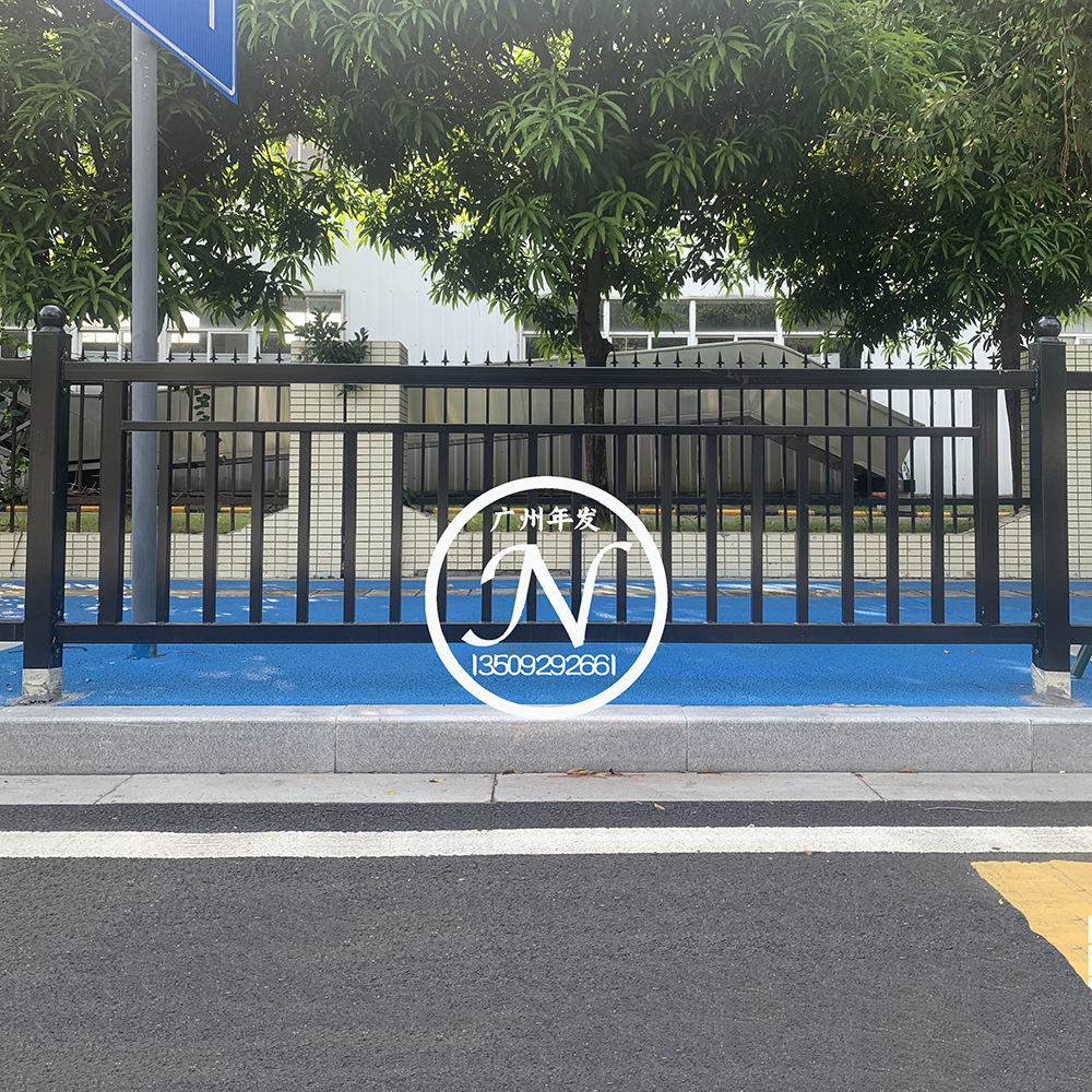 1.2m人行道护栏 非机动车道隔离防护栏  市政锌钢护栏 广州厂家