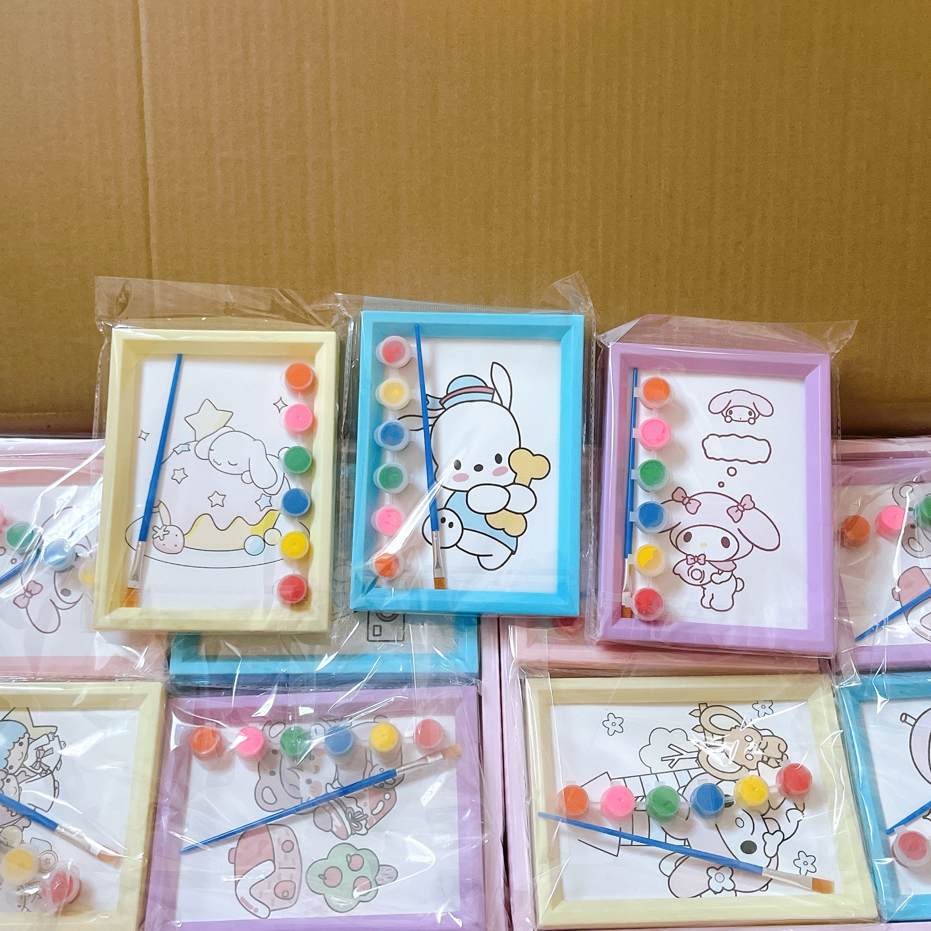 Niños acuarela pintada marco pintado graffiti pintado relleno pintado jardín de infantes estudiantes de pintura con su propio libro de pintura al polvo