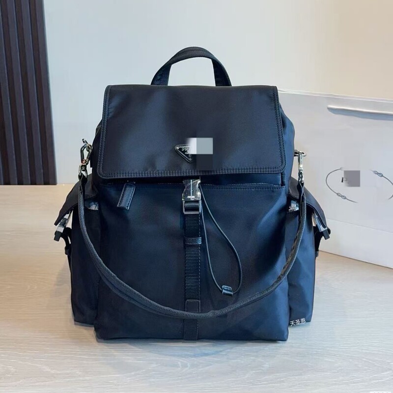Men's Casual Backpack Nylon Fabric Explore Backpack Triangle Logo Enamel Buckle Fabric Travel Bag