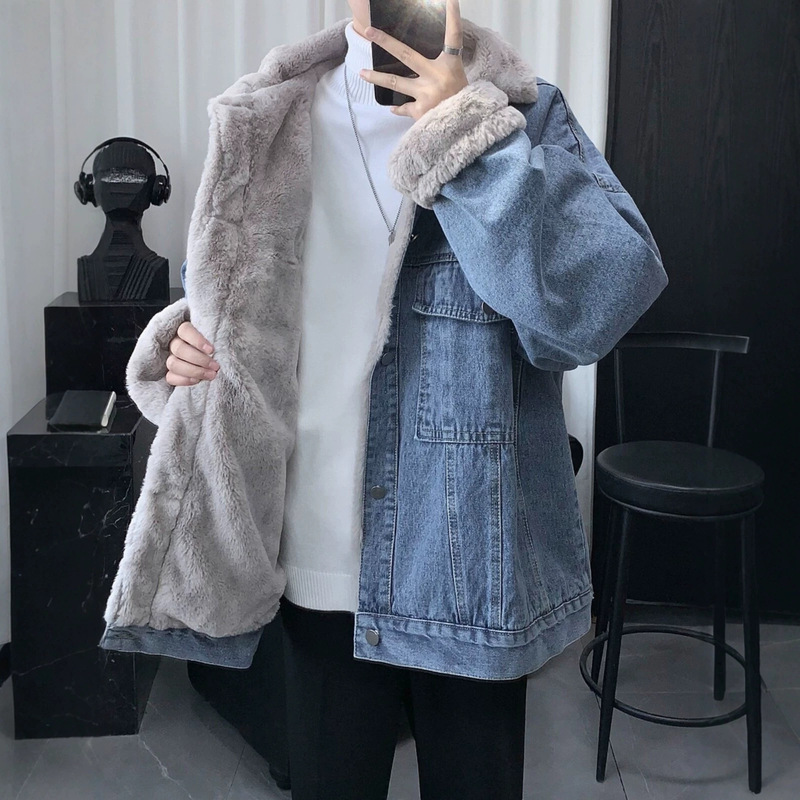 Men's winter denim jacket with faux rabbit fur, thickened and lined with lamb wool, with a turn-down collar, warm cotton coat for the winter Men's winter denim jacket with faux rabbit fur, thickened and lined with lamb wool, with a turn-down collar, warm cotton coat for the winter
