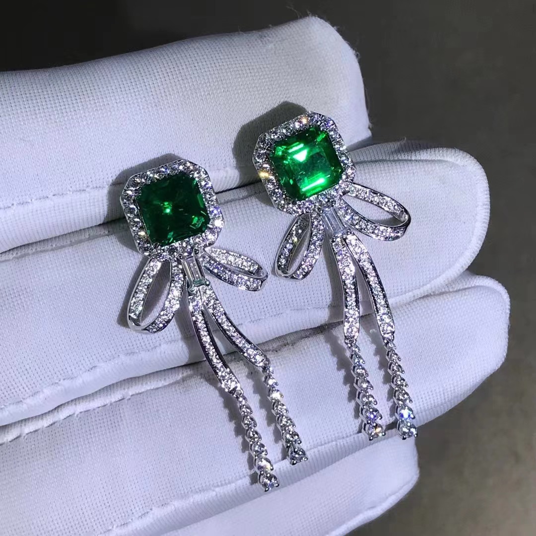 9K con aretes de diamante de alto carbono 3.08 quilates Esmeralda cultivada colombiana con certificado GRC