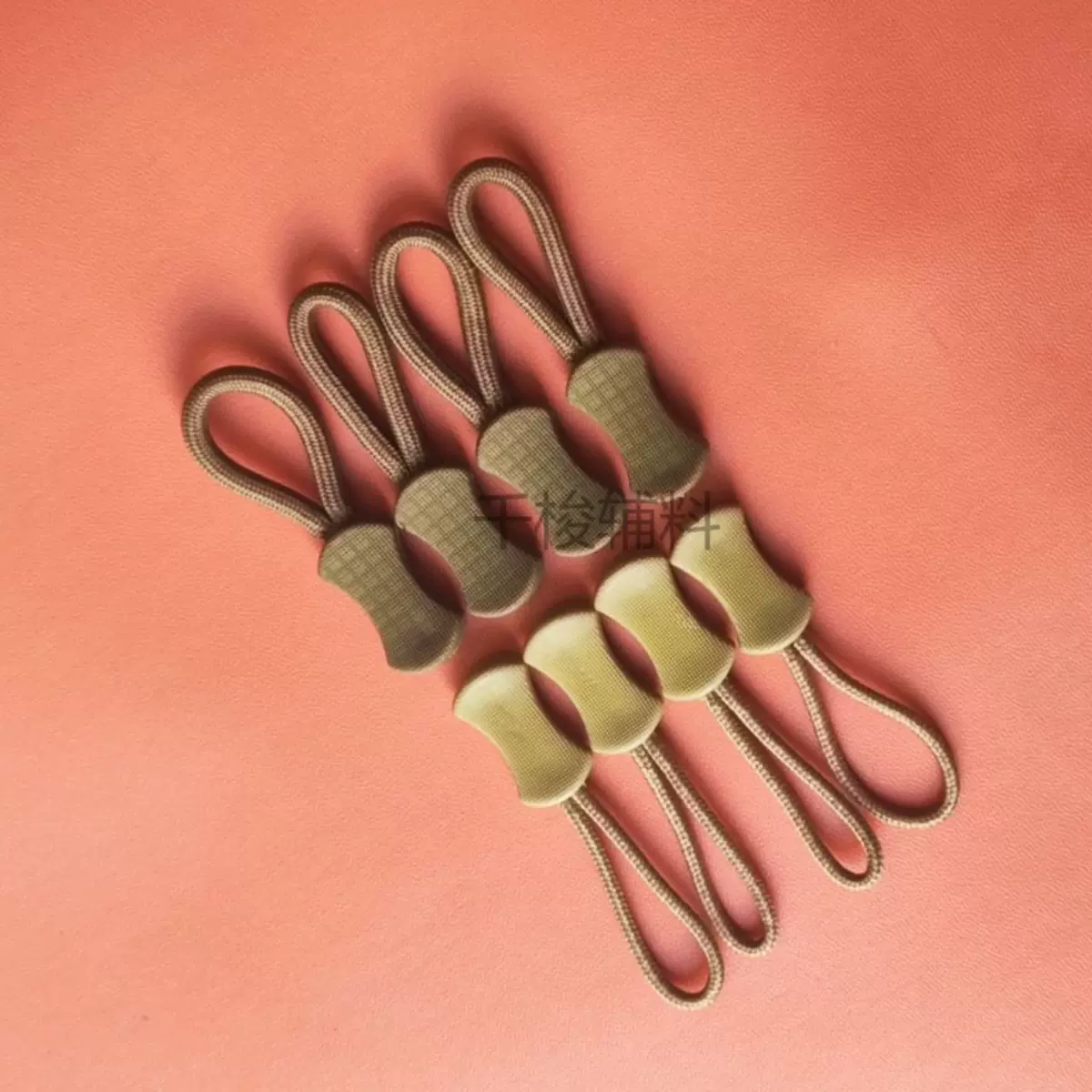 tpu拉链头注塑拉尾拉链拉手拉链吊绳滴塑拉尾拉头绳尾绳 拉链拉绳