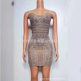 跨境演出服吊带修身包臀气质晚宴聚餐礼服生日派对婚礼主持松露