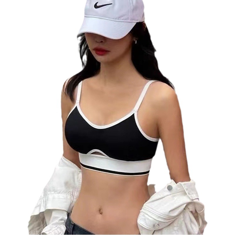 Ropa interior deportiva pecho pequeño de las mujeres empuja hacia arriba el sujetador inalámbrico se puede usar fuera de la belleza ropa interior de una pieza chica sujetador