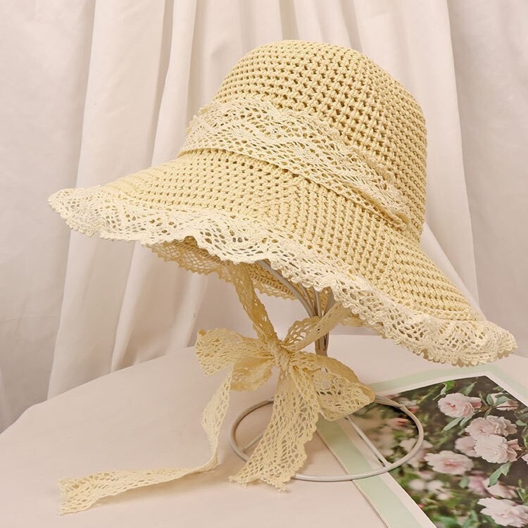 Lace Straw Hat Women's Summer New Straw Hollow Sunshade Hat Bow Strap Seaside Sun Protection Sunshade Hat