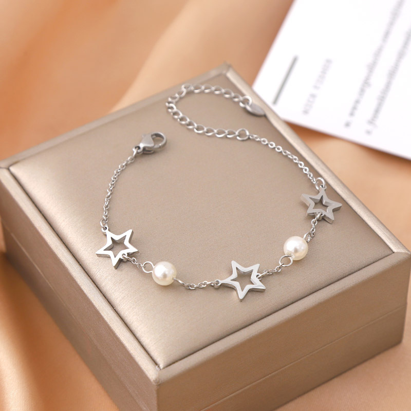 Ventas transfronterizas calientes nuevas pulseras de acero de titanio personalidad femenina de alto nivel diseño ligero de lujo moda temperamento versátil joyería de acero de titanio image 40
