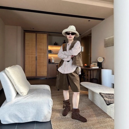 Nanyou High-End Version of the Urban Nomadic Style Cool and Handsome Vest/Elastic Waist Knee-Length Corduroy Pants Set