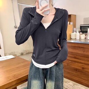 ���������OӋ�мكɼ����T�������¿�ٴ��Bñ���e�L���l��Ů